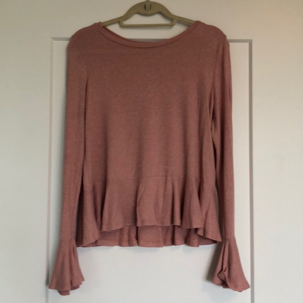 Light pink sweater top